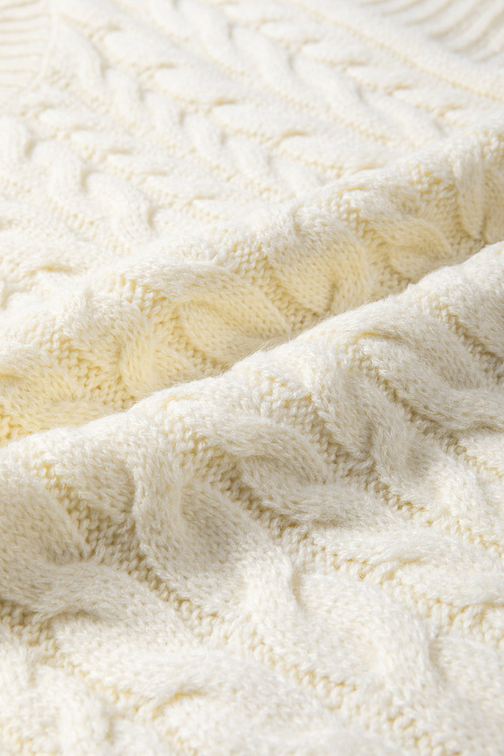 Thea® | Kabelgebreide coltrui