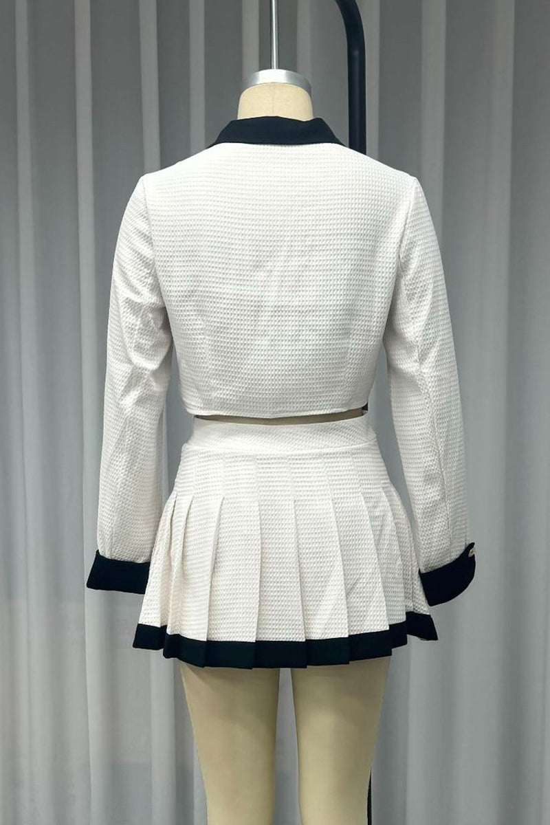 Teresa® | Prominent tweedelig pak met patchwork, geplooide contrasterende kraag en lange mouwen