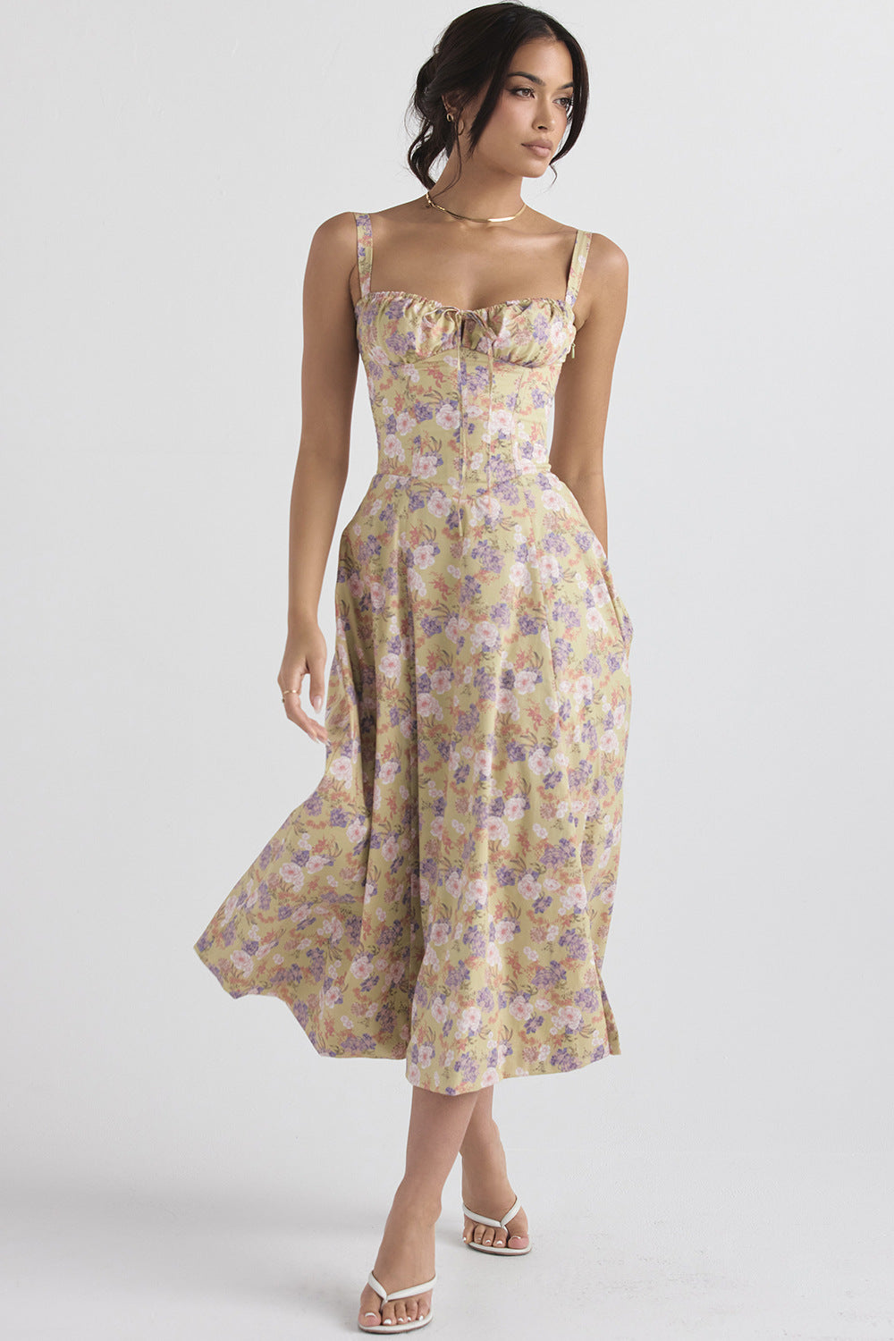 Yasmin® | Vintage bloemenjurk, strak in de taille