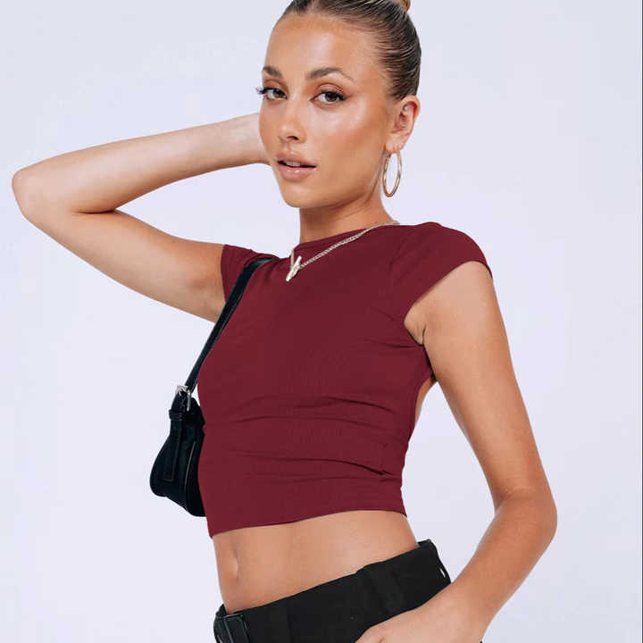 Yasmina® | Trendy crop top zonder rug met korte mouwen