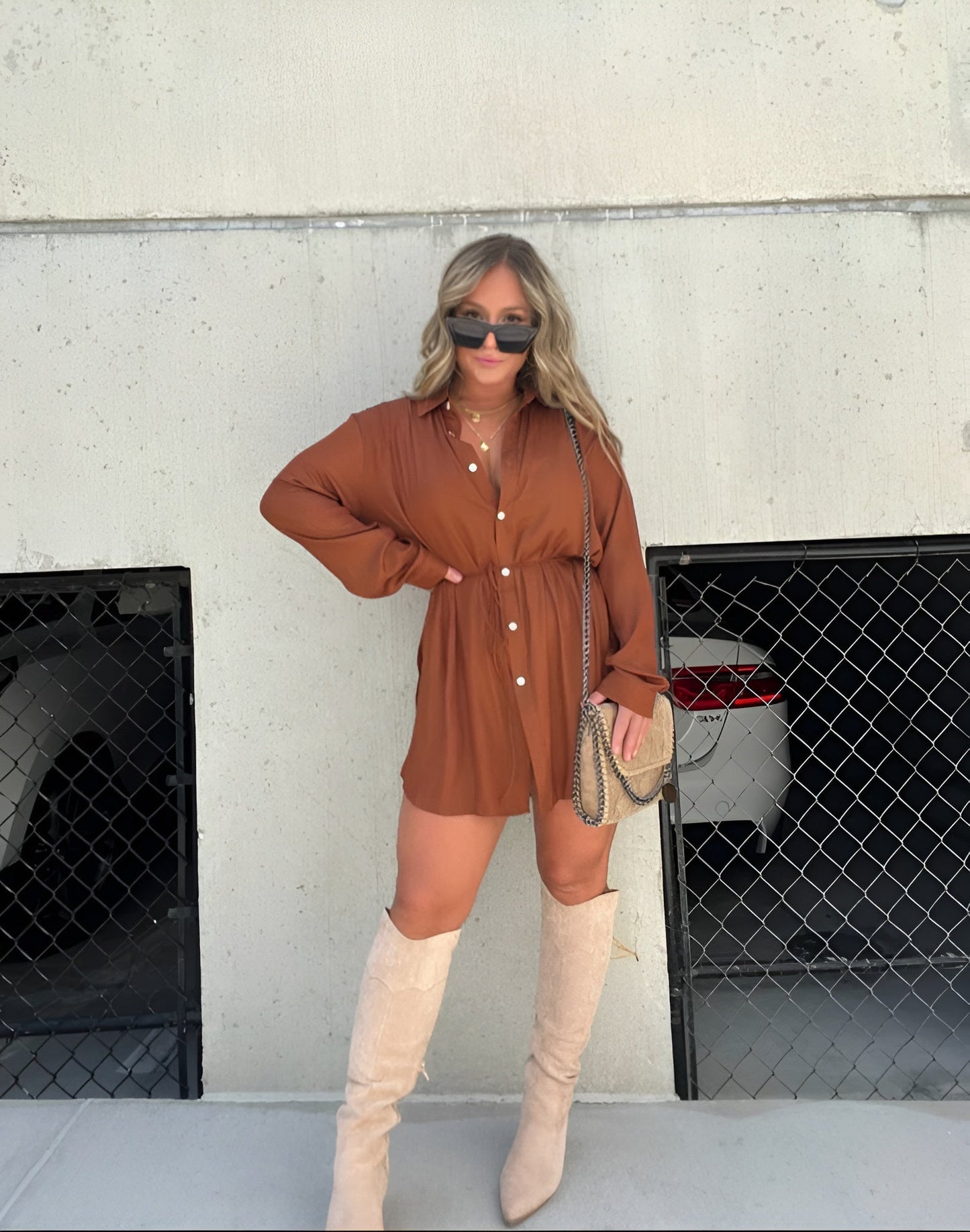 Yesenia® | Trendige satijnen strappeljurk