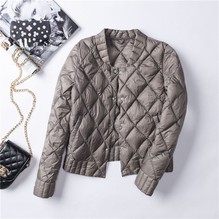 Yasmin® | Licht jasje met knopen voor de herfst