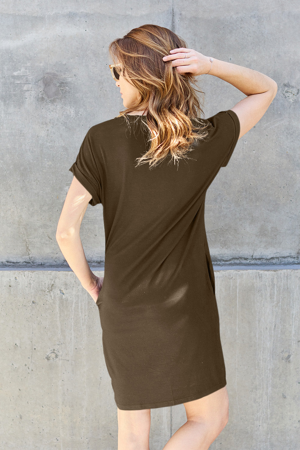 Yesica® | Basic Bae jurk met ronde hals, korte mouwen en zakken