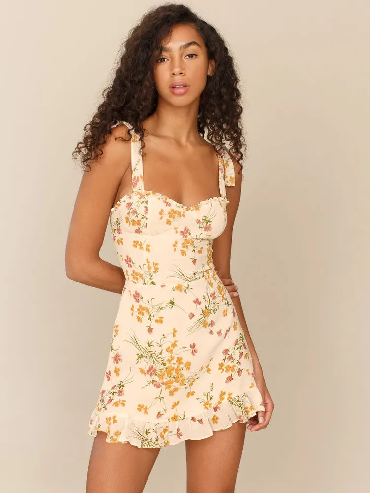 Thyra® | Mini-jurk met bloemenprint en een hartvormige halslijn in beige
