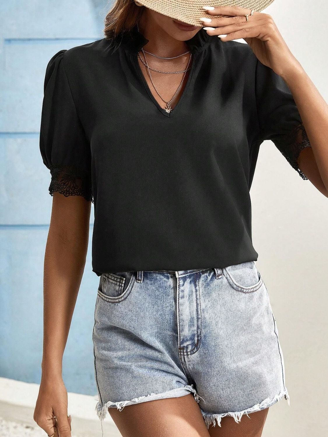 Ursula® | Top met korte mouwen en ingekerfd kantdetail