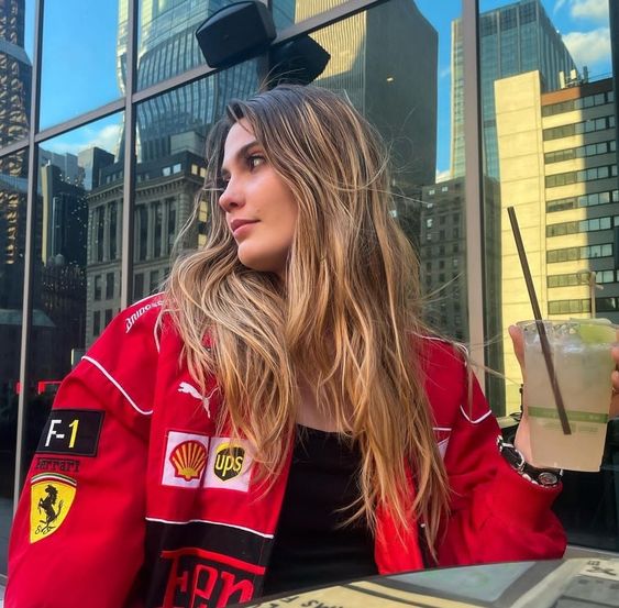 Ursula® | Rode Ferrari-jas