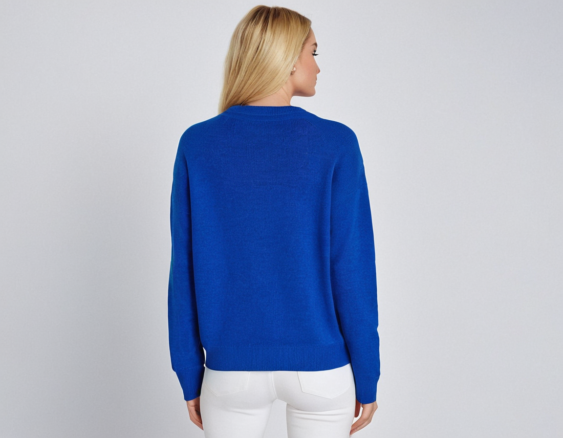 Yazmin® | Casual, eenvoudige blauwe trui met lange mouwen en ronde hals