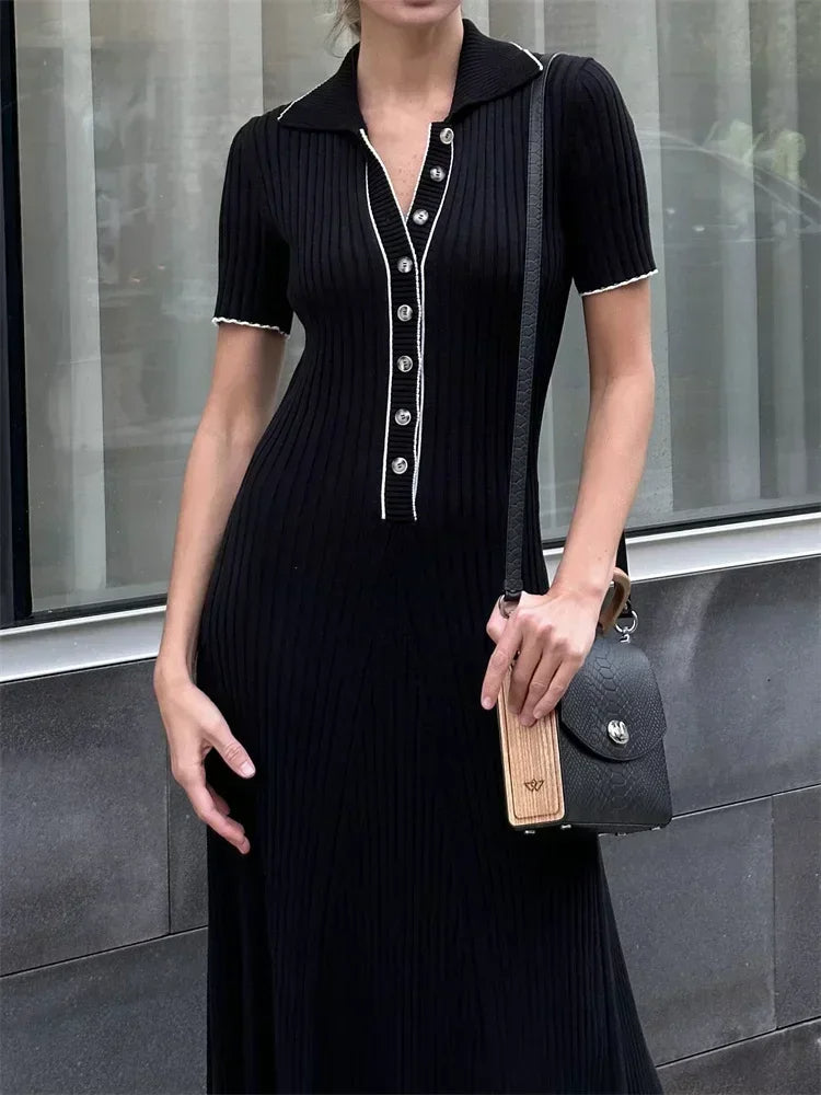 Teresa® | Jurk van mesh met V-hals en knopen