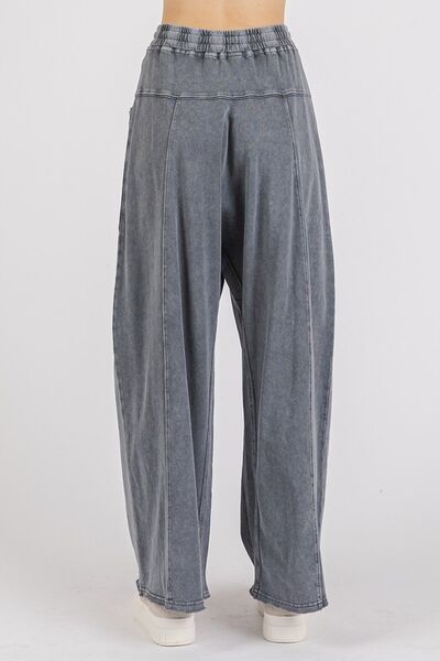 Yasmina® | Wijde broek met elastische tailleband en tonvormige pijpen