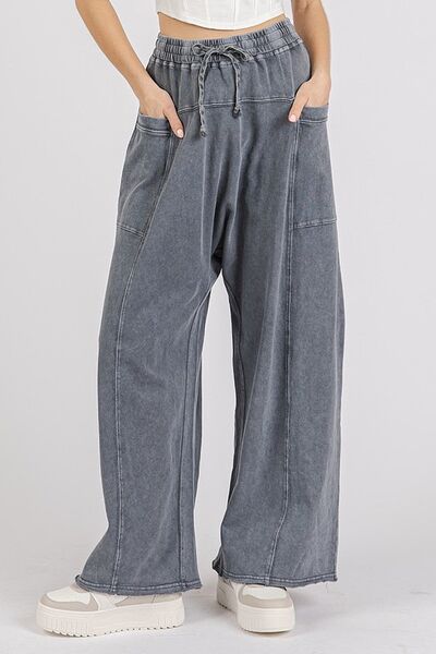 Yasmina® | Wijde broek met elastische tailleband en tonvormige pijpen