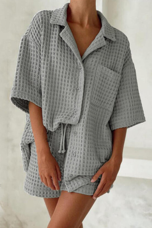 Yasmina® | Casual eenvoud, stevige zak, omkeerbare kraag, korte mouwen, tweedelig