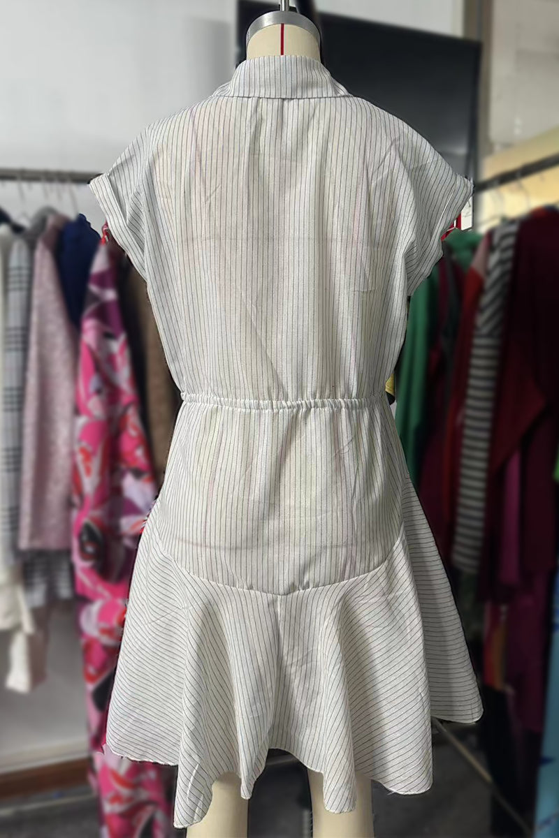Yasmin® | Casual A-lijnjurken met gestreepte print, vetersluiting en gesp, omslagkraag