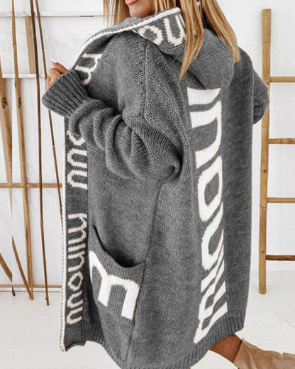Ursula® | Losvallend lang vest met letterprint