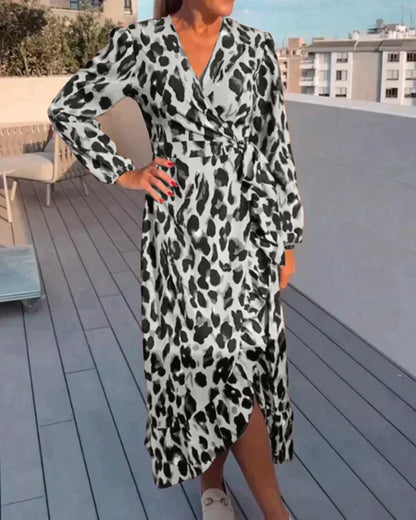 Zuleyka® | Jurk met V-hals en luipaardprint