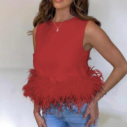 Yesenia® | Elegante mouwloze top met verenaccent