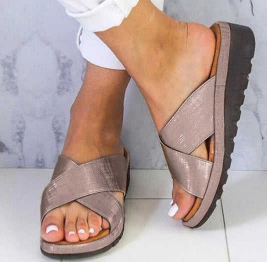 Yesica® | Outdoor-slippers met sleehak
