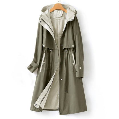 Zoe® | Trenchcoat met capuchon, trekkoord en raglanmouwen