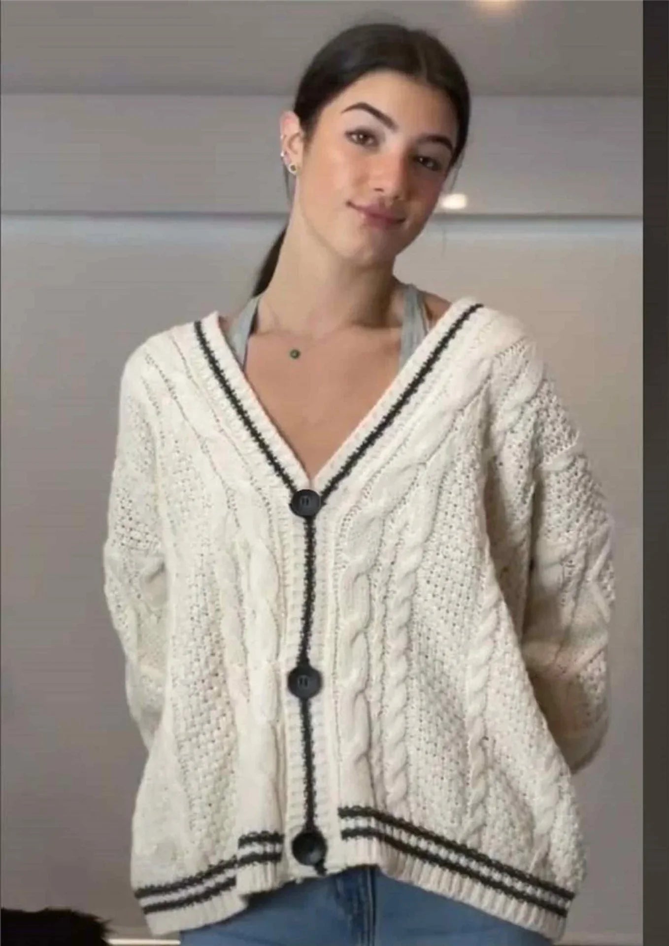 Tessa® | Elegant vest met een vintage sterrenpatroon