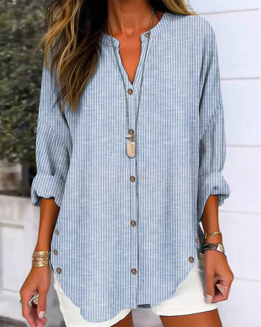 Virginia® | Blauw gestreepte top met V-hals