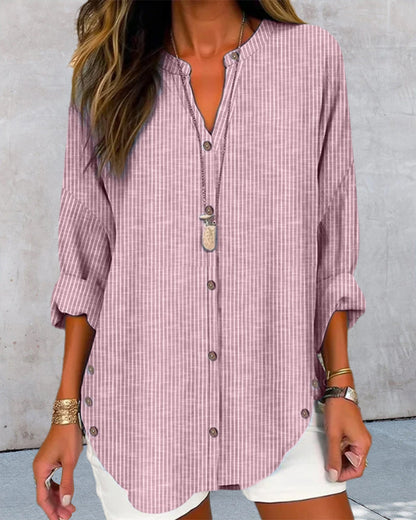 Virginia® | Blauw gestreepte top met V-hals
