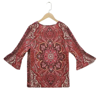 Ursula® | Rode top met 3/4 mouwen en V-hals