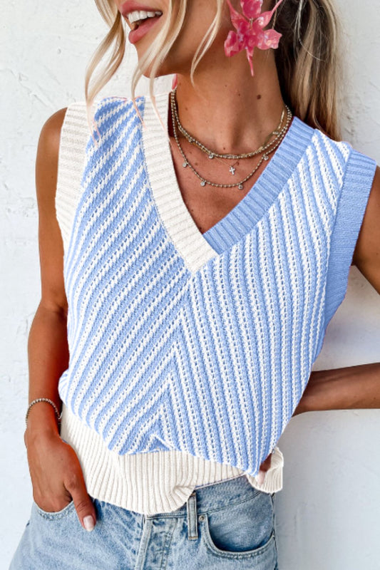 Violet® | Gestreept vest met contrasterende V-hals