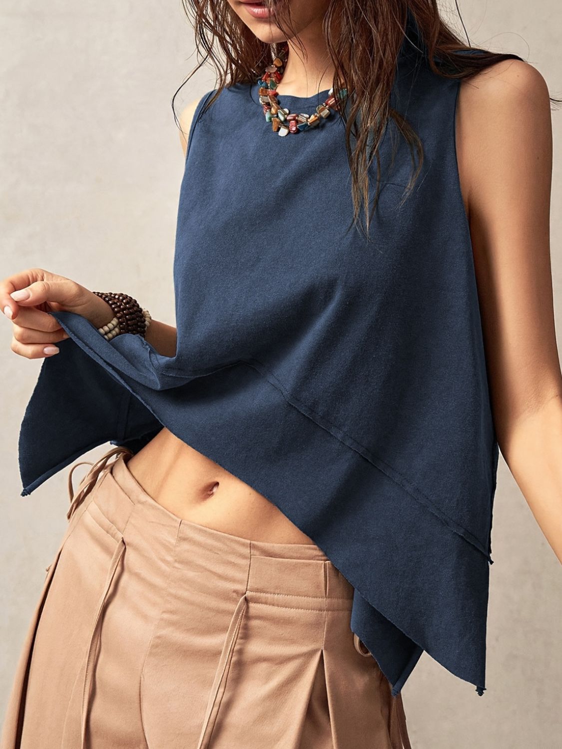 Yazmin® | Tanktop met zichtbare naad, zijsplit en ronde hals