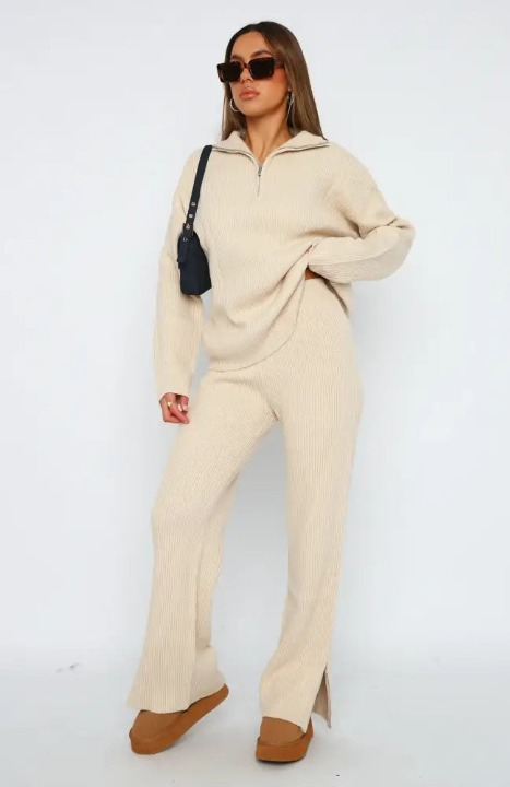 Yasmin® | Damesset bestaande uit een casual shirt met lange mouwen en een broek